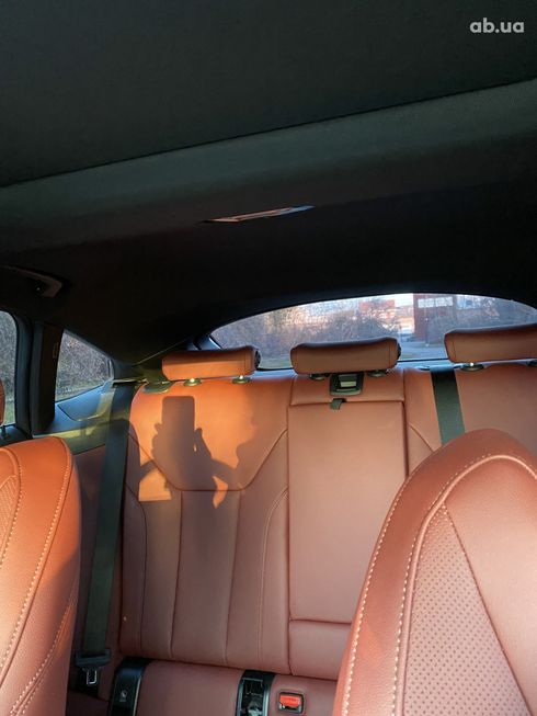 BMW i4 2023 серый - фото 2