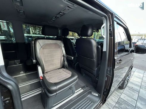 Volkswagen Multivan 2017 - фото 28