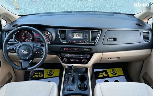Kia Sedona 2016 - фото 13