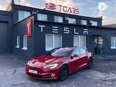 Продаж вживаних Tesla Model S 2017 року - купити на Автобазарі