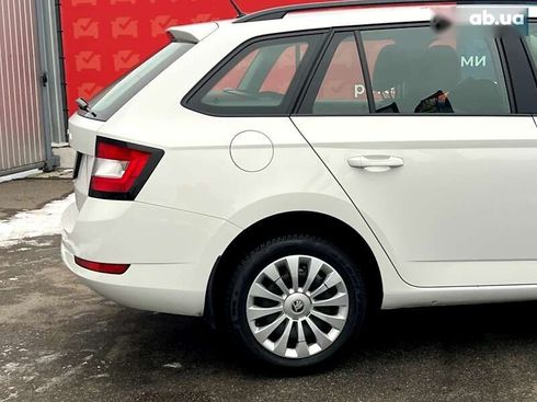 Skoda Fabia 2021 - фото 17