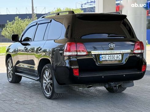 Toyota Land Cruiser 2010 - фото 7
