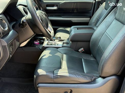 Toyota Tundra 2019 черный - фото 26