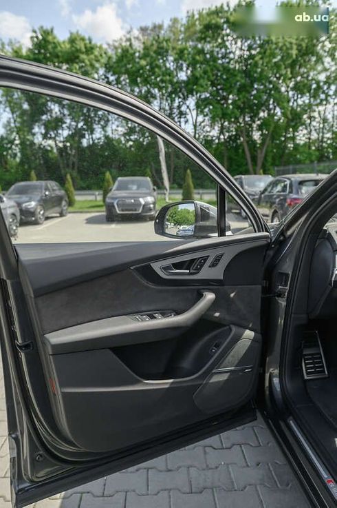 Audi Q7 2018 - фото 26