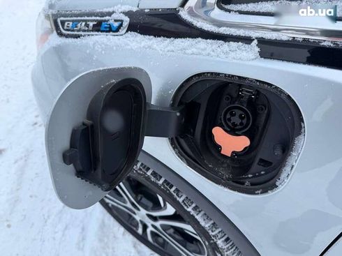 Chevrolet Bolt 2017 - фото 18