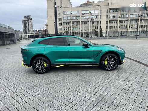 Aston Martin DBX707 2025 - фото 8