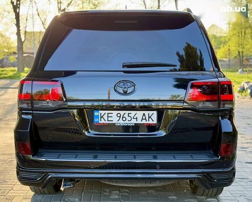Toyota Land Cruiser 2016 - фото 17