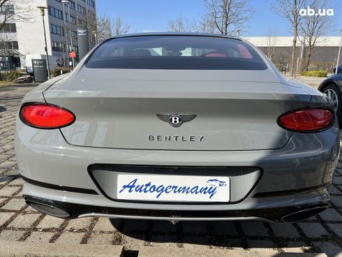 Bentley Continental GT 2022 - фото 39