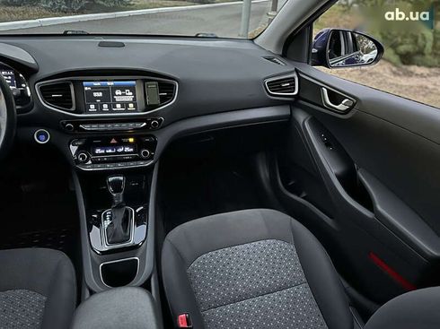 Hyundai Ioniq 2019 - фото 28