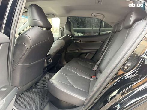 Toyota Camry 2023 - фото 28
