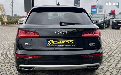 Audi Q5 2018 - фото 6