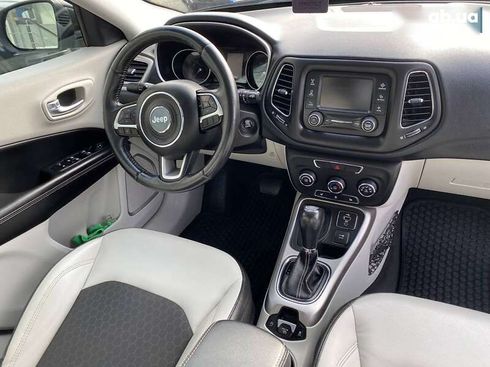 Jeep Compass 2017 - фото 10