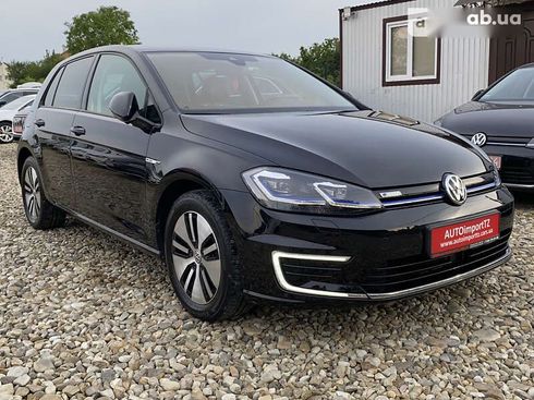 Volkswagen e-Golf 2020 - фото 27