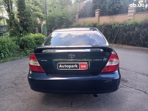 Toyota Camry 2003 синий - фото 6