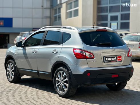 Nissan Qashqai 2010 серый - фото 7