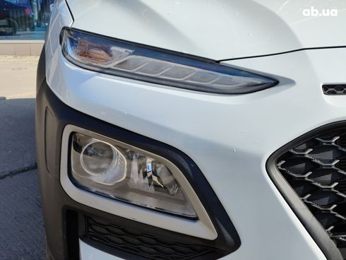 Hyundai Kona 2019 белый - фото 12