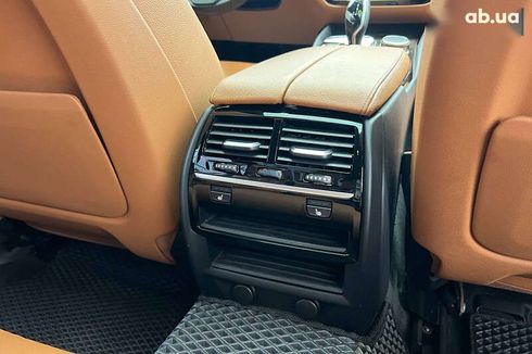 BMW 5 серия 2018 - фото 17