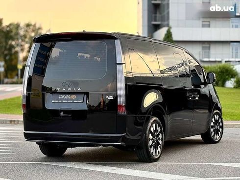 Hyundai Staria 2025 - фото 17