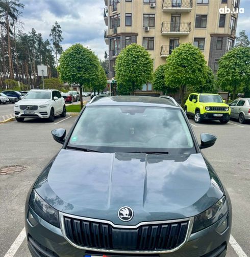 Skoda Karoq 2018 серый - фото 8