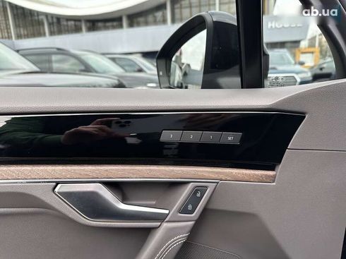 Volkswagen Touareg 2020 - фото 19