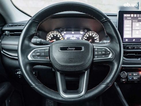 Jeep Compass 2022 - фото 13