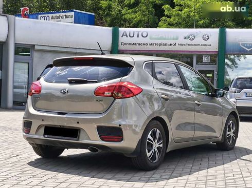 Kia Cee'd 2016 - фото 6