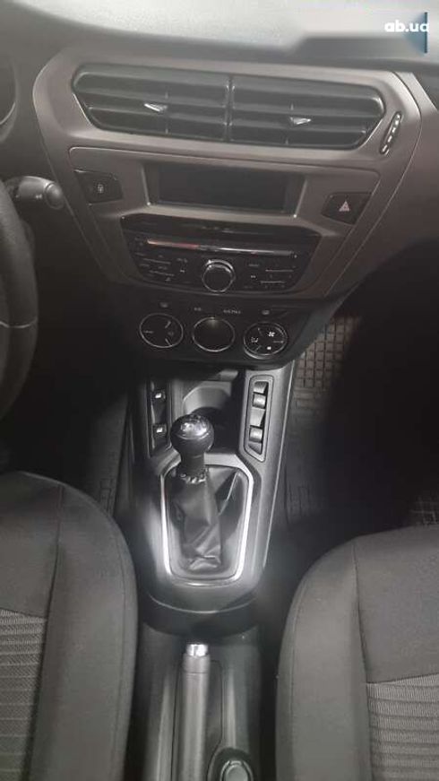 Peugeot 301 2020 - фото 8