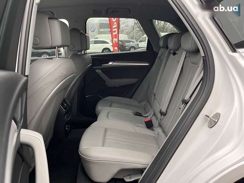 Audi Q5 2017 - фото 24