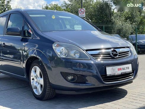 Opel Zafira 2010 - фото 8