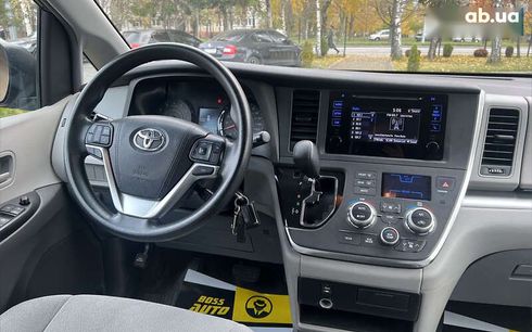 Toyota Sienna 2015 - фото 12