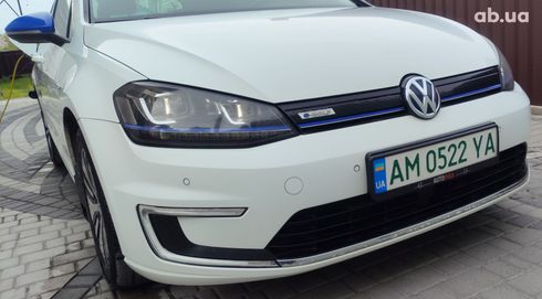 Volkswagen e-Golf 2015 - фото 17