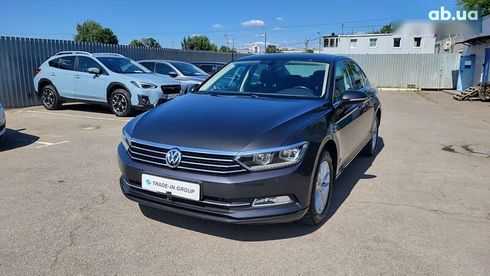 Volkswagen Passat 2018 - фото 18