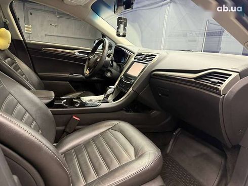 Ford Fusion 2013 - фото 16