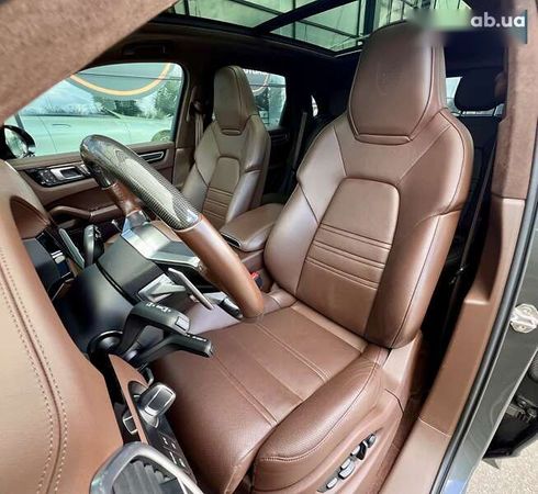 Porsche Cayenne 2022 - фото 29