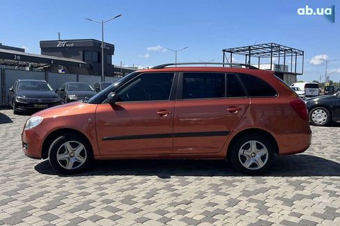 Skoda Fabia 2009 - фото 4