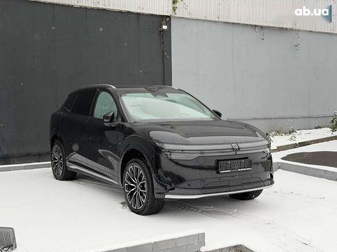 Zeekr 7X 2025 - фото 3