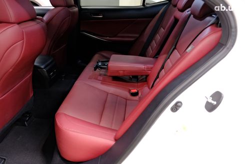 Lexus IS 2018 белый - фото 8