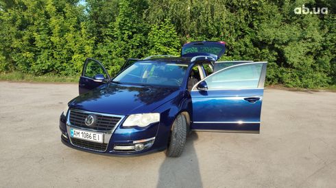 Volkswagen Passat 2008 синий - фото 18
