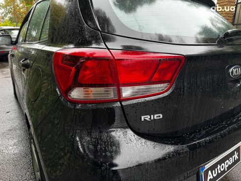 Kia Rio 2018 черный - фото 27