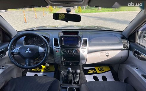 Mitsubishi Pajero 2013 - фото 12