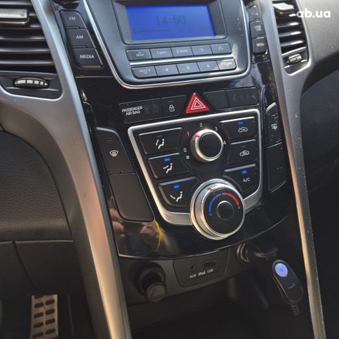 Hyundai i30 2013 серебристый - фото 10
