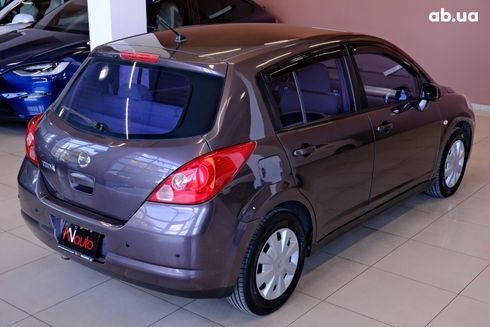 Nissan Tiida 2009 фиолетовый - фото 5