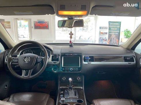 Volkswagen Touareg 2012 - фото 24