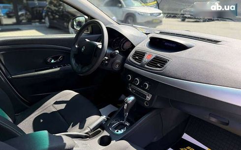 Renault Megane 2014 - фото 16