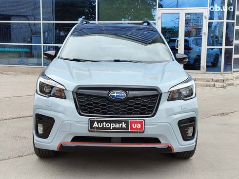 Subaru Forester 2020 серый - фото 2