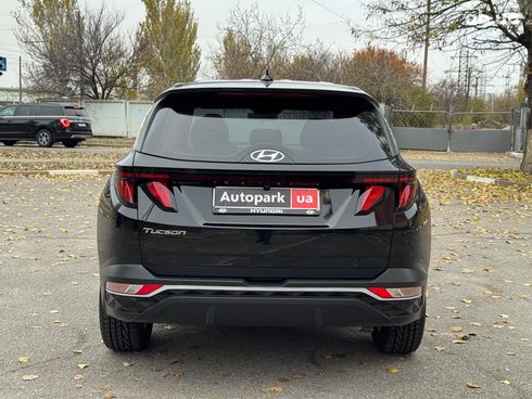 Hyundai Tucson 2022 черный - фото 6