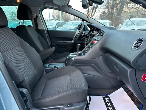 Peugeot 5008 2010 синий - фото 20