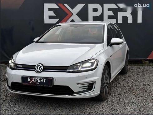 Volkswagen e-Golf 2020 - фото 2