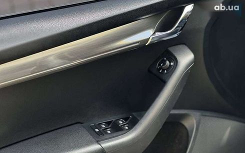 Skoda Octavia 2019 - фото 8