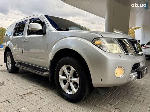 Nissan Pathfinder 2012 - фото 9